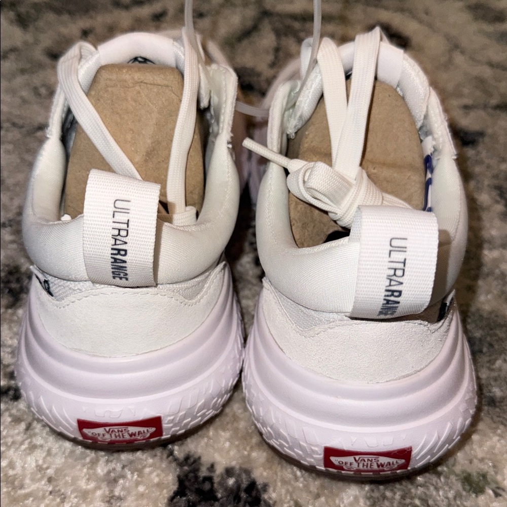 •VANS•NWT CLASSIC TRUE WHITE ULTRARANGE NEO VR3 LACE UP SNEAKERS SIZE 8 (UNISEX) - Picture 8 of 12